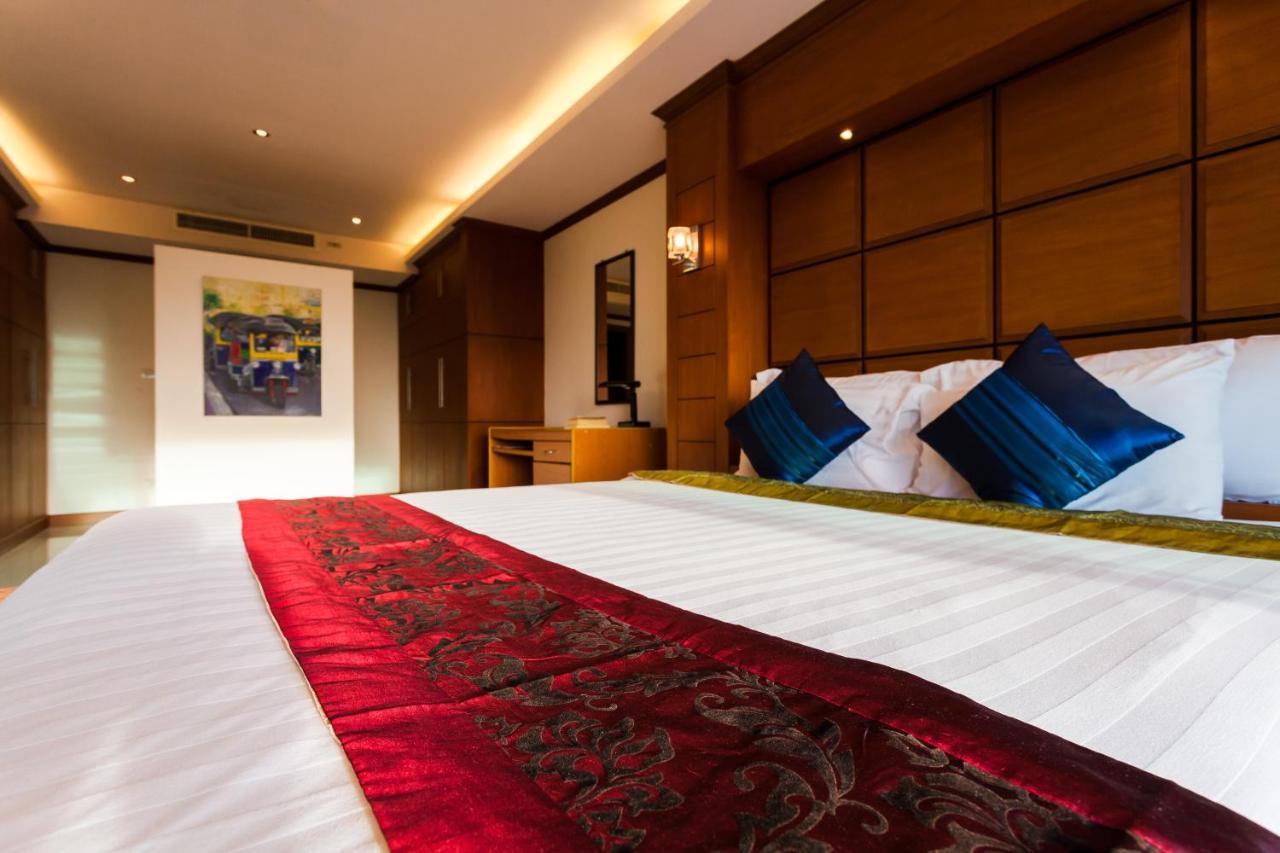 Tara Court Hotel Pattaya Bagian luar foto