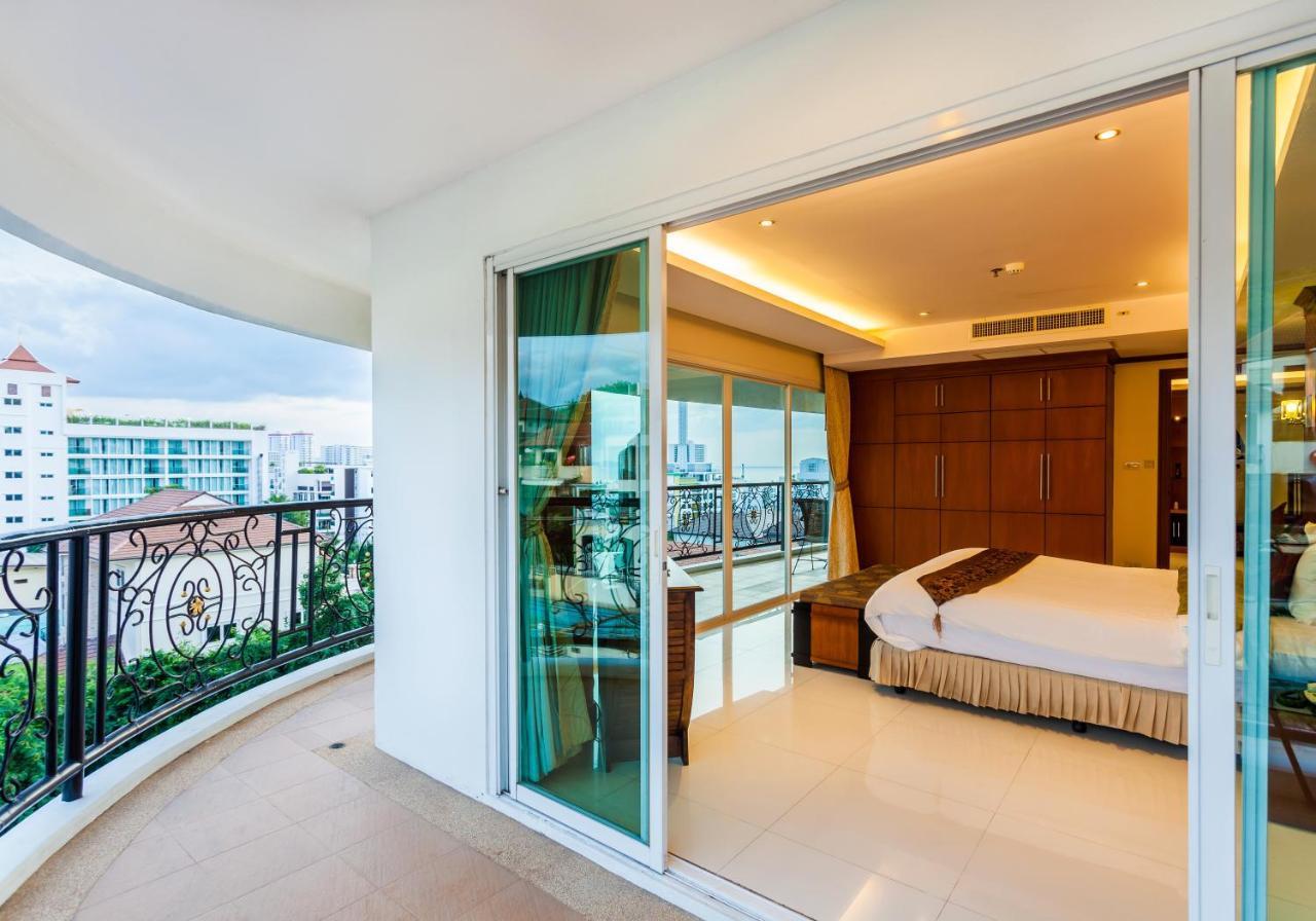Tara Court Hotel Pattaya Bagian luar foto