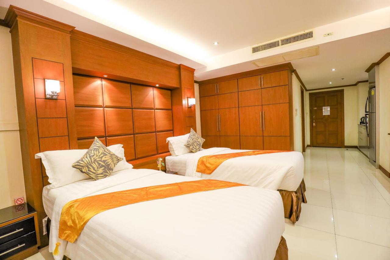 Tara Court Hotel Pattaya Bagian luar foto